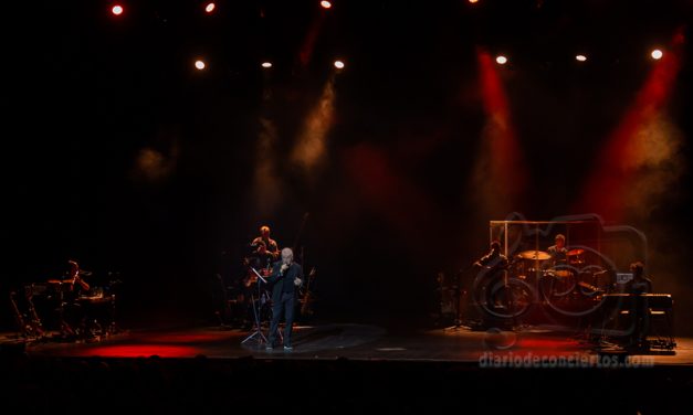 VICTOR MANUEL HACE EMOCIONAR AL PUBLICO EN SALAMANCA