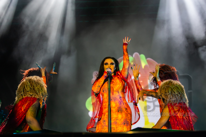 FANGORIA Y NANCYS RUBIAS, LOS “REYES DEL GLAM”