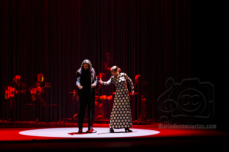 EL «ALMA» DE SARA BARAS EMOCIONA AL PUBLICO SALMANTINO