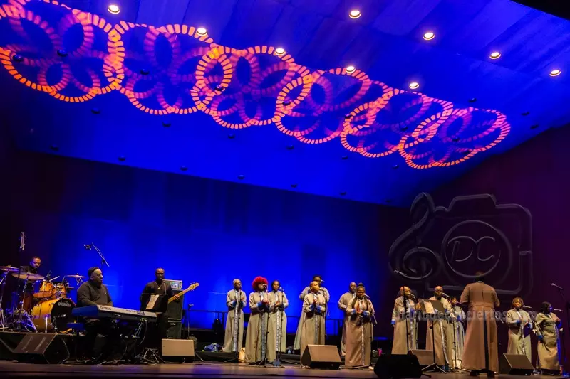 Chicago Mass Choir desgarran con sus voces el CAEM de Salamanca