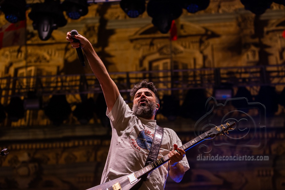 HUECCO CONQUISTA LA PLAZA MAYOR DE SALAMANCA