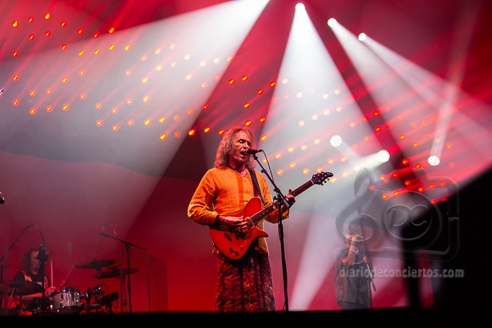 ROBE «REVIENTA» EL MULTIUSOS