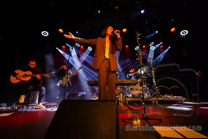¡Confirmado el concierto de Nereida Sanchón en Salamanca 2026! Consulta aquí los horarios oficiales en la Plaza Mayor, canciones de Reflejos y acceso libre.