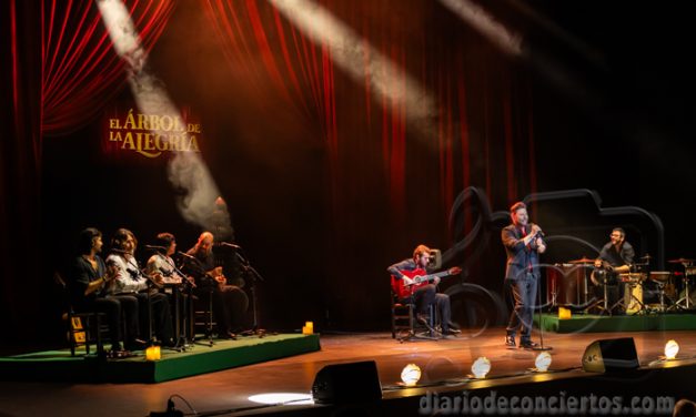 Miguel Poveda emociona Salamanca en el CAEM con su nueva gira El árbol de la alegría