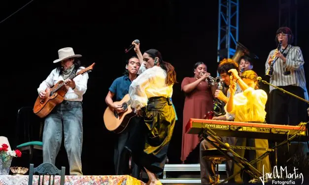 Julieta Venegas en Salamanca 2026: Locura total en una Plaza Mayor abarrotada