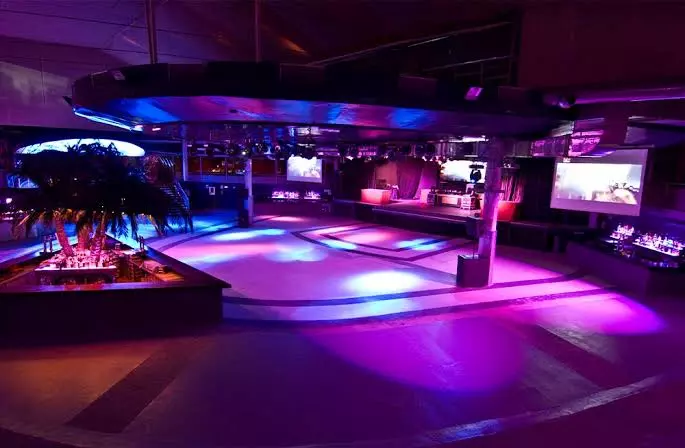 Sala la Riviera