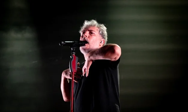 Iván Ferreiro en el Movistar Arena: 35 años de himnos e invitados de lujo en Madrid